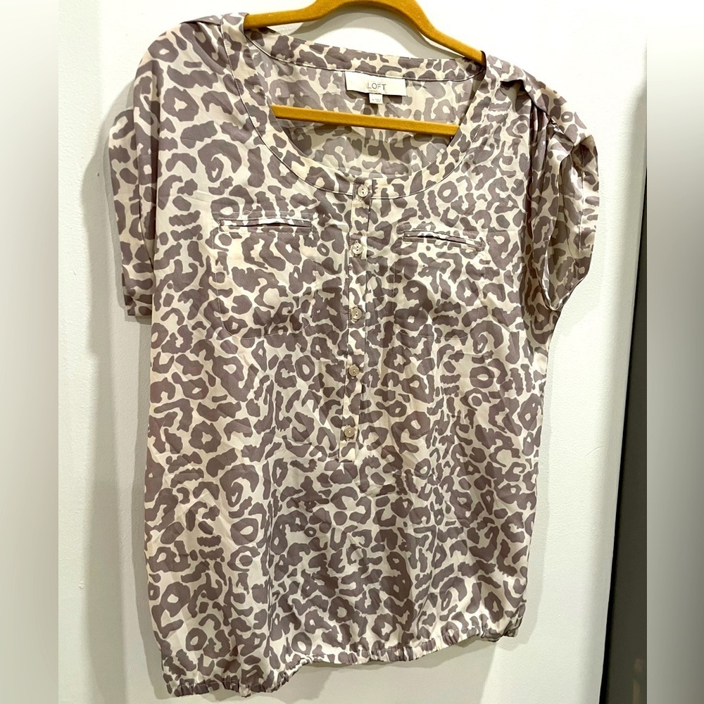LOFT Taupe and Cream Leopard Print Short Sleeve Top